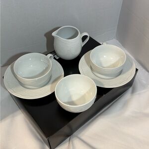 Crate & Barrel White Porcelain WATER MUSIC 2 cups 2 saucers sugar bowl creamer‎